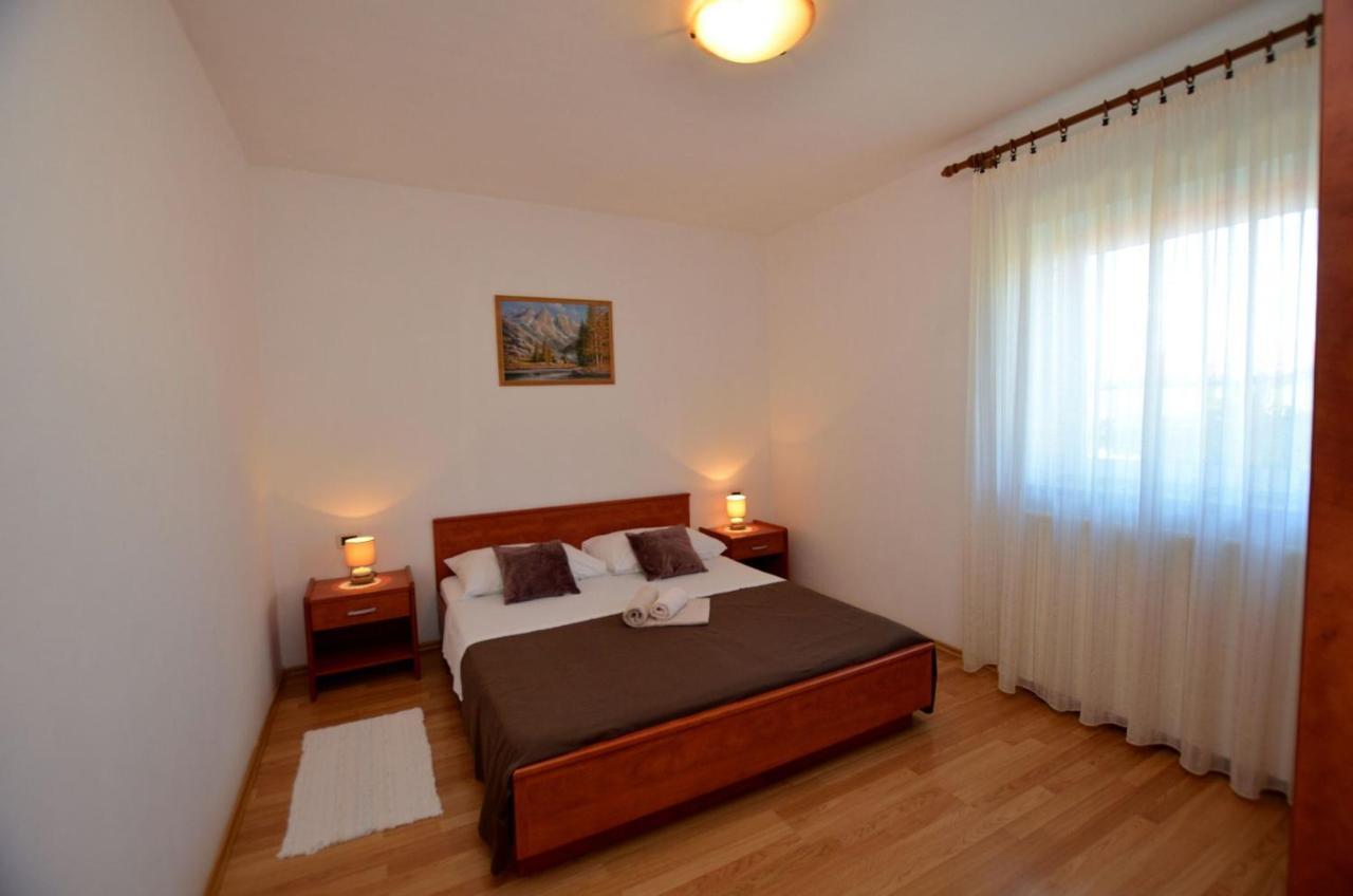 Apartments Mariano Baldaši エクステリア 写真